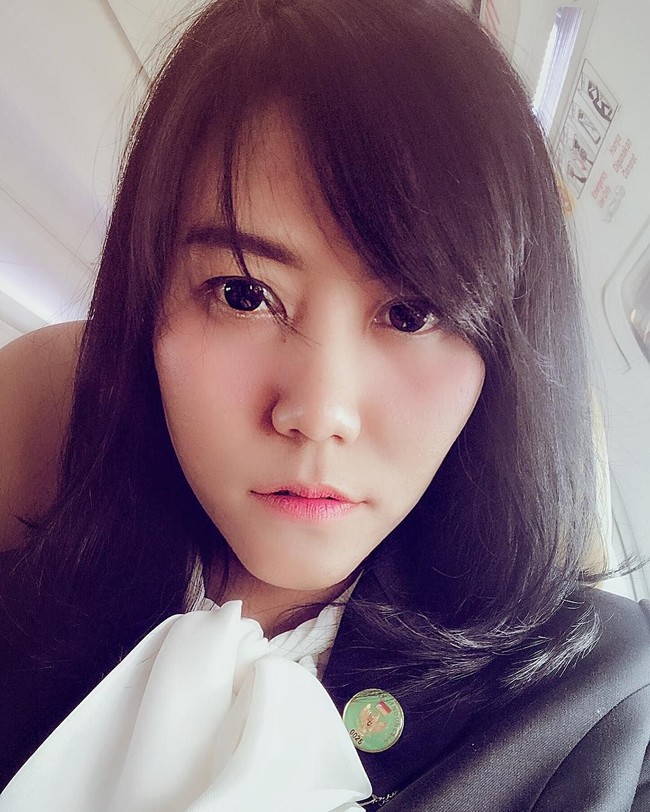 Sandhyca kerap kali membagikan berbagai aktivitasnya di Instagram, mulai dari saat dirinya bertugas hingga potret kehidupan sehari-harinya. Foto: Instagram @sandhycaputrie