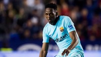 Pemain asal Kolombia, Yerry Mina tertulis memiliki berat badan 95 kilogram. Dengan tinggi 194 sentimeter, Mina termasuk dalam kategori overweight dengan indeka massa tubuh 25,24 kg/m2. Padahal tubuhnya terlihat tidak terlalu gemuk. Foto: Alex Caparros/Getty Images
