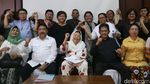 Bergandengan Tangan Melawan Terorisme