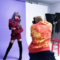 Punya anggota wanita, sang vokalis Axl Rose dikatakan sangat bangga dengan wanita asal Seattle, AS tersebut. Axl bahkan berkata dia akan mendukung Melissa jika ada orang yang berkata buruk terhadapnya. Foto: Instagram Melissa Reese