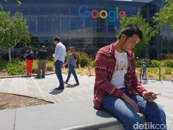 Pemuda Riau Pegawai Google Amerika & Ontel Kesayangannya