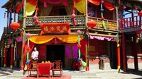 Foto: Kalau rumah ini biasanya dipakai syuting untuk adegan-adegan pernikahan tradisional China. Familiar kan? (Wahyu/detikTravel)