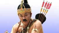 Gogon dikenal lewat penampilannya dalam serimulat bersama pelawak lainnya seperti Kadir, Tarzan dan Timbul. (Dok. Instagram/srimulat_gogon)