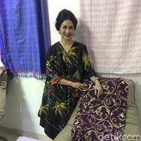 Bagaimana menurut kamu? Diana Pungky tetap cantik seperti dulu yah. Foto: Daniel Ngantung/Wolipop