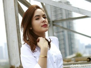 Ehem! Stefhanie Zamora Mesra Banget sama Anggota Keluarga Cendana Nih