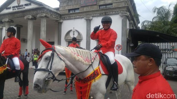 Meriahnya Warak Ngendhog Sambut Ramadan di Dugderan Semarang