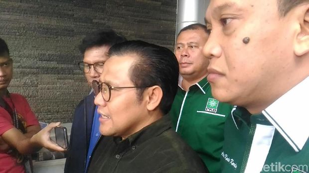 Cak Imin Minta Doa Surya Paloh untuk Jadi Cawapres Jokowi
