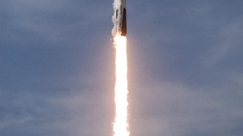Setelah mencapai target tersebut, roket ini akan mendapat pembaruan untuk diterbangkan lagi hingga 10 misi berikutnya. (Foto: Flickr SpaceX)
