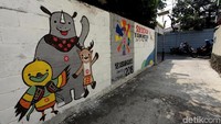 Mural tersebut bergambar maskot Asian Games 2018.