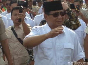Jokowi Dikritik, PDIP Ungkit Kebijakan Ayah dan Eks Mertua Prabowo