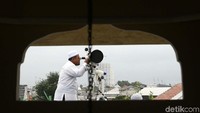 Selain itu Kementerian Agama (Kemenag) juga menggelar pemantauan hilal (rukyatul hilal) untuk penetapan awal Ramadan pada sore ini di 95 titik pemantauan hilal yang tersebar di 32 provinsi.
