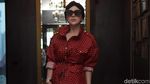 Penampilan Cetar Syahrini, Aulia Sarah hingga Member Senbatsu Uza