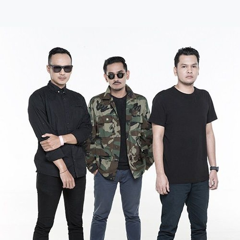 Ada Danilla hingga Petra Sihombing di Mini Album Rock N Roll Mafia Ada Danilla hingga Petra Sihombing di Mini Album Rock N Roll Mafia