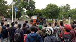 Foto: Gegana Turun Tangan Cek Benda Mencurigakan di Palmerah