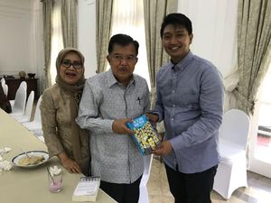 Hadiah Buku Anak Muda di Hari Ulang Tahun Ke-76 JK