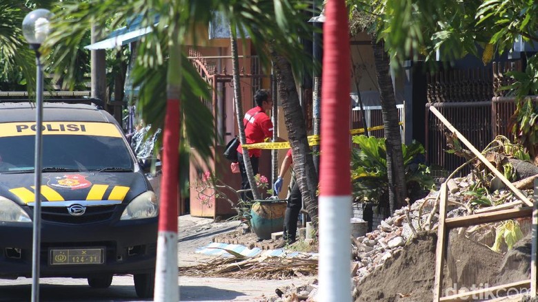 Budi yang Ditembak Mati di Sidoarjo Sering ke Lapas Napi Teroris Budi yang Ditembak Mati di Sidoarjo Sering ke Lapas Napi Teroris
