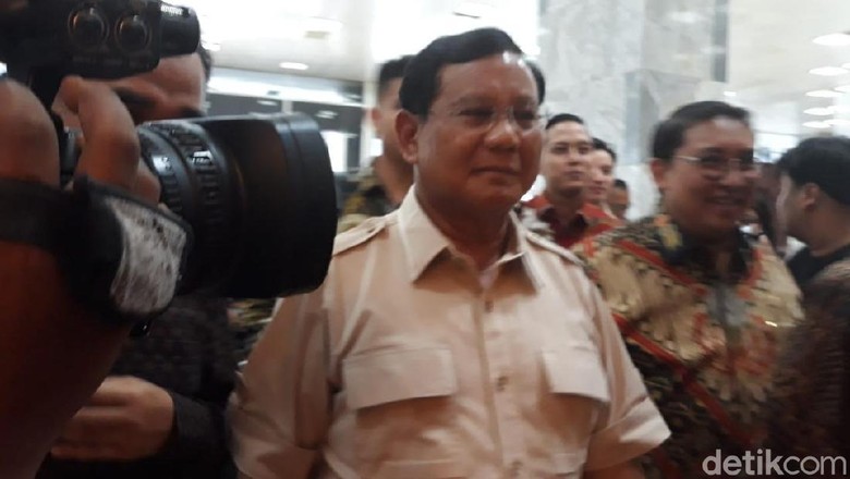 Prabowo: Terorisme Ancaman, Kekuatan Kita Bhinneka Tunggal Ika Prabowo: Terorisme Ancaman, Kekuatan Kita Bhinneka Tunggal Ika
