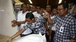 Sandiaga Uno Cek Stok Beras Jelang Ramadan