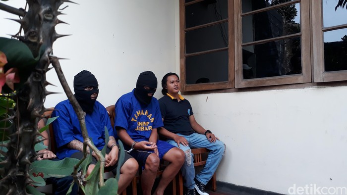 2 Pria Ditangkap BNN Jabar Sembunyikan Ganja Senilai Rp 2 M