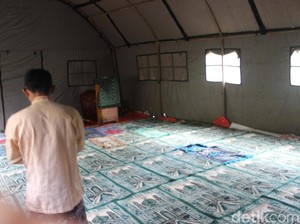 Jelang Ramadan, Ada Musala Darurat untuk Korban Gempa Banjarnegara