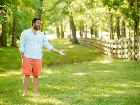 Brett, jomblo yang melakukan foto romantis