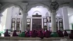 Jelang Ramadan, Warga Ziarah ke Makam Mbah Priok