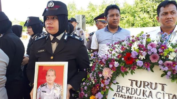 Gugur Ditabrak Teroris, Pangkat Auzar Dinaikkan Jadi Iptu Luar Biasa
