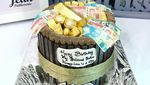Mewah! Ini Dia Kreasi Kue Uang Sungguhan yang Lagi Ngetren