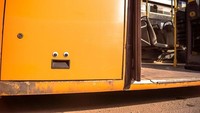 Angkutan umum yang selalu bahagia saat bertugas. dok. eyebombing