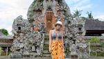 Melihat Lagi Foto Liburan Mantan Model Playboy di Bali
