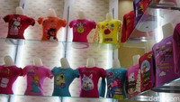 Baju impor dari China pun menyumbang defisit neraca perdagangan pada bulan April sebesar US$ 1,63 miliar.