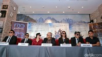 Ia mengatakan bergaya seperti ini karena tengah memerankan film terbarunya. Foto: Ismail/detikHOT