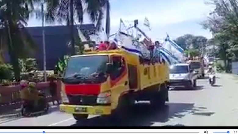 Polisi Cek Aksi Konvoi Kibarkan Bendera Israel di Jayapura Polisi Cek Aksi Konvoi Kibarkan Bendera Israel di Jayapura