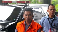 Sebanyak 16 anggota DPRD dan Wali Kota ditetapkan sebagai tersangka dalam kasus ini.