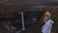 Sara Underwood, mantan model majalah Playboy yang bulan Maret lalu liburan ke Bali melanjutkan perjalanannya ke Islandia. Di destinasi eksotis ini, Sara berfoto di beberapa lokasi. (Instagram/Sara Underwood)