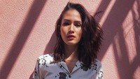 Gadis campuran Jawa Sunda ini ternyata memiliki nama keren yakni Ipeh. (Dok. Instagram/owliasarah)