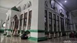 Jelang Ramadan, Warga Ziarah ke Makam Mbah Priok