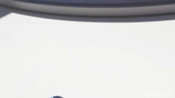 Honor 10 memiliki kamera ganda 16 MP dan 24 MP di bagian belakang serta di kamera depan yang berukuran 24 MP. Foto: detikINET/Indah Mutiara Kami