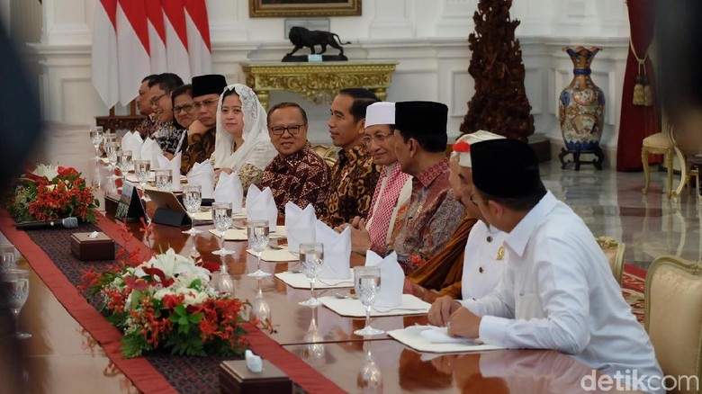 Ini Para Pengarah BPIP yang Digaji Rp 100 Juta: Mahfud MD-Maruf Amin Ini Para Pengarah BPIP yang Digaji Rp 100 Juta: Mahfud MD-Maruf Amin