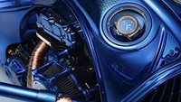 motor tersebut dijuluki Harley-Davidson Bucherer Blue Edition. Untuk modifikasinya sendiri tidak memakan biaya yang mahal, namun berlian yang disematkan pada motor lah yang membuat Harley-Davidson Bucherer Blue Edition itu punya harga yang sangat mahal. Foto: Pool (Autoevolution)