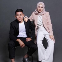 Ellen kini bukan lagi remaja yang menari di atas panggung, kini ia sudah menjadi dosen di Politeknik Malang. Ia pun sudah menikah pada bulan Maret 2018 lalu. Foto: Instagram/ellennitaa