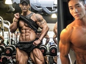 Wih, Binaragawan Kekar Ini Pamer Otot Sambil Mukbang Makanan Sehat!