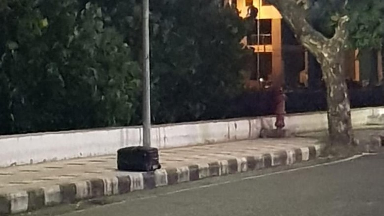 Koper Mencurigakan yang Diamankan Polisi di Manado Berisi Kosmetik Koper Mencurigakan yang Diamankan Polisi di Manado Berisi Kosmetik