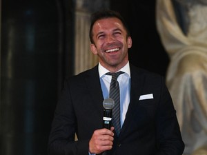 Tunggu Alessandro Del Piero di Kota Medan