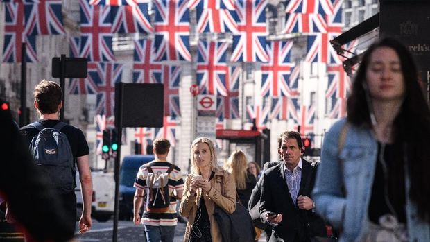 Kemeriahan Jalanan Inggris Jelang Pernikahan Harry-Meghan Markle