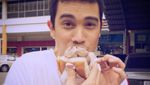 Ini Dia 10 Aksi Sunny Suwanmethanont, Aktor Ganteng Thailand Saat Makan