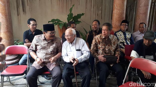 Mantan Pengacara Ahok, Trimoelja D Soerjadi Tutup Usia