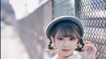 Tak hanya melakukan perubahan pada wajah, ia juga melakukan diet ketat dan olahraga untuk mendapatkan tubuh langsing seperti karater anime. (Foto: Twitter/meiji1111111)