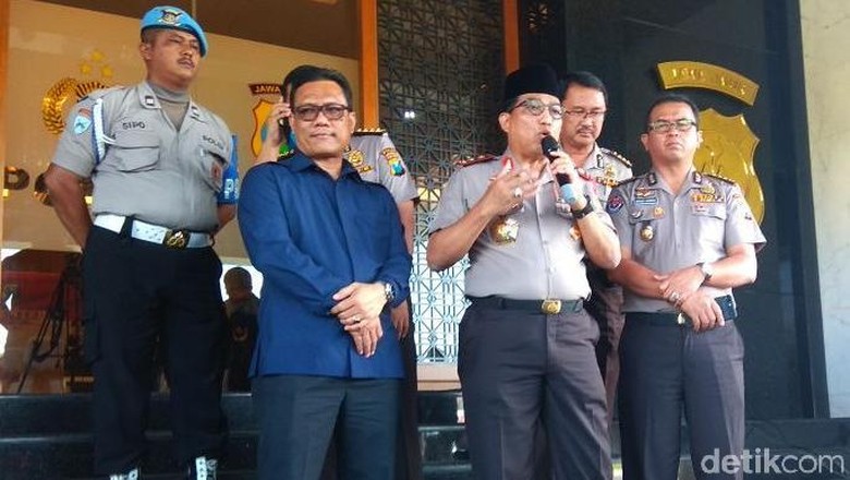 Kapolda Jatim : Dalam Pengabdiannya, Polisi Tak Kenal Kata Pensiun Kapolda Jatim : Dalam Pengabdiannya, Polisi Tak Kenal Kata Pensiun