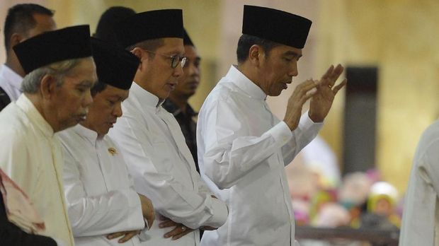 Jokowi soal Tudingan Anti-Islam: Pencetus Hari Santri Siapa?